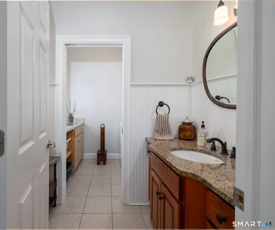 $815,000 | 245 Upper Whittemore Road, Middlebury, CT 06762