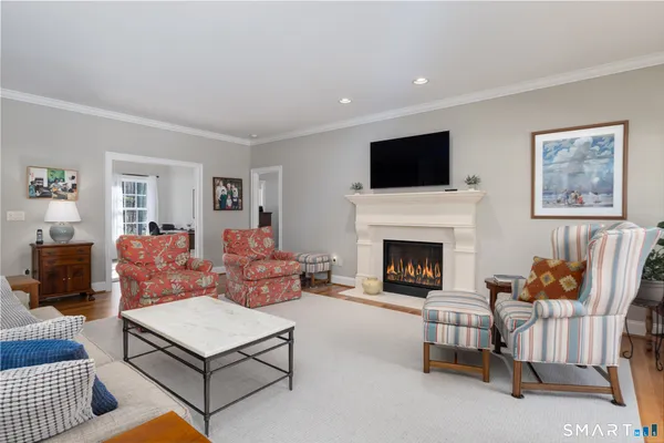 $815,000 | 245 Upper Whittemore Road, Middlebury, CT 06762
