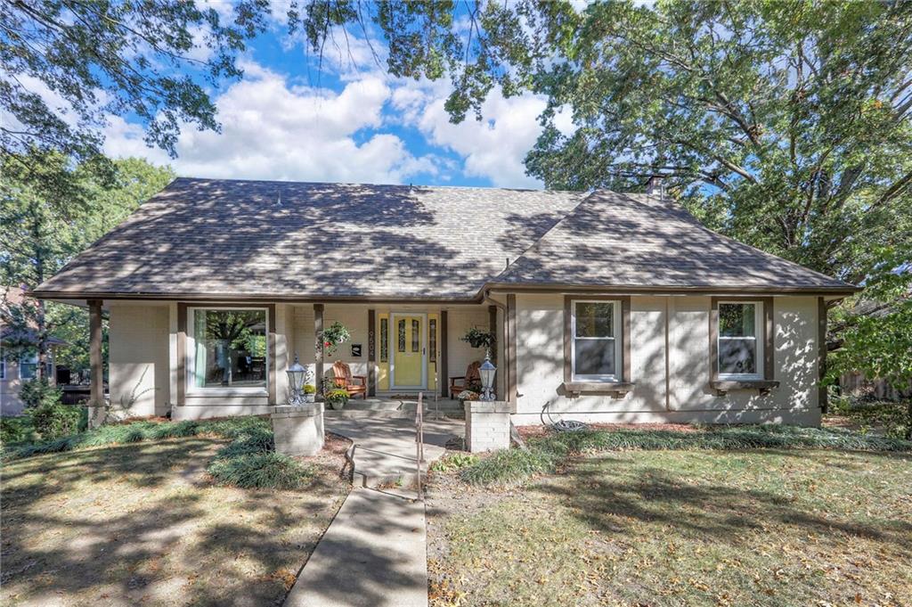 9504 West 104th Street Overland Park, KS 66212 - Photo 1 of 43