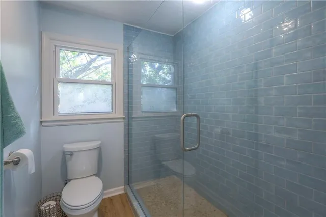 $525,000 | 9504 West 104th Street, Overland Park, KS 66212