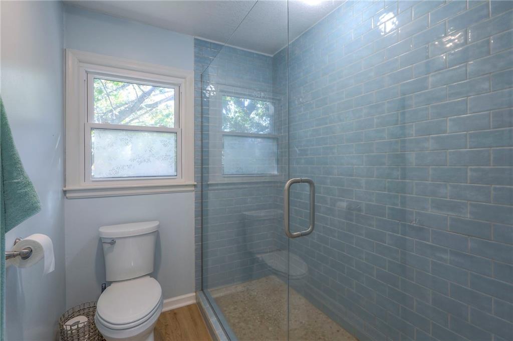 9504 West 104th Street Overland Park, KS 66212 - Photo 26 of 43