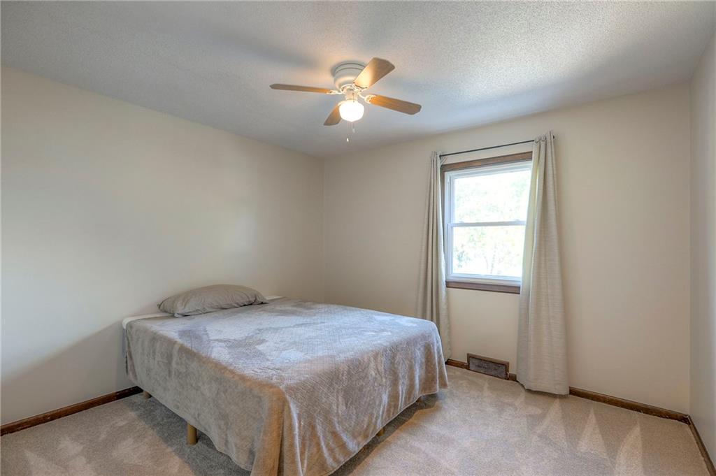 9504 West 104th Street Overland Park, KS 66212 - Photo 30 of 43