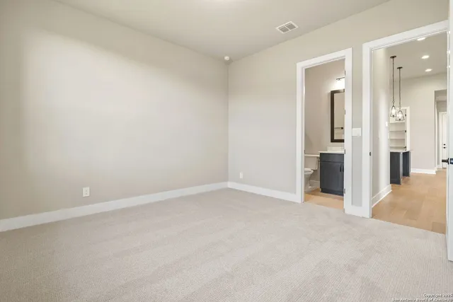 $949,900 | 220 Dulce Vista, Boerne, TX 78006