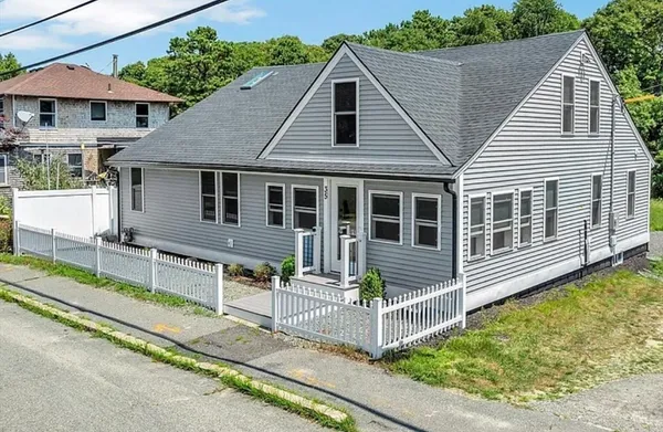 $4,500 | 35 Locust Street, Onset, MA 02558