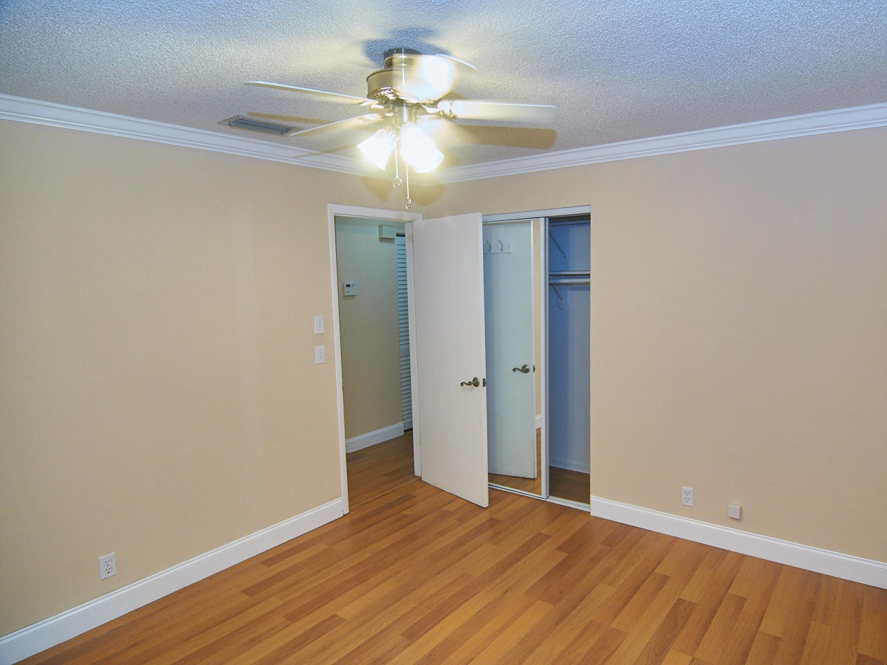 201 Northeast 28th Terrace Boca Raton, FL 33431 - Photo 10 of 36 Chath Reg 15