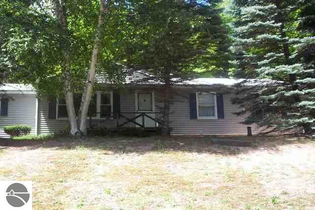 1271 North 41 1/2 Road Manton, MI 49663 - Photo 1 of 9 1681251.JPG