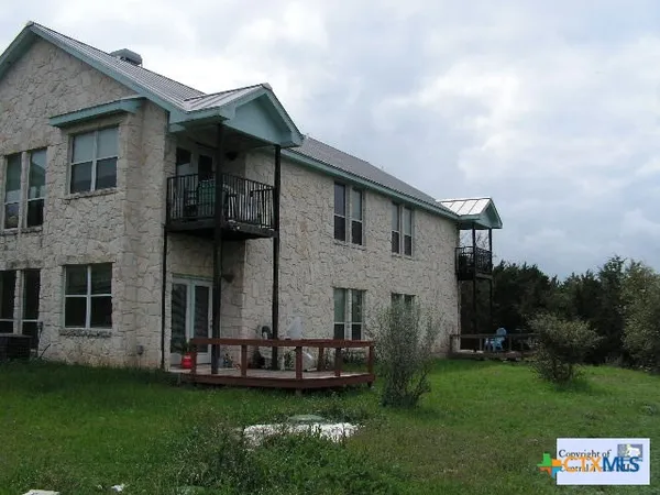 $1,450 | 234 Star Grass, Unit 2A, Spring Branch, TX 78070