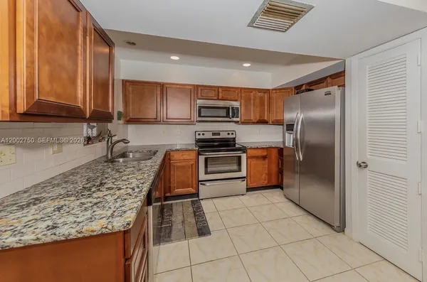 $2,290 | 6551 Coliseum Boulevard, Port Charlotte, FL 33981