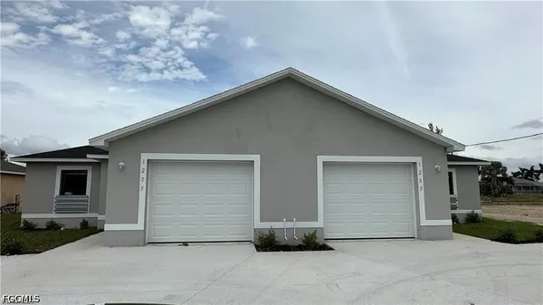 $1,600 | 1205 Gleason Parkway, Cape Coral, FL 33914
