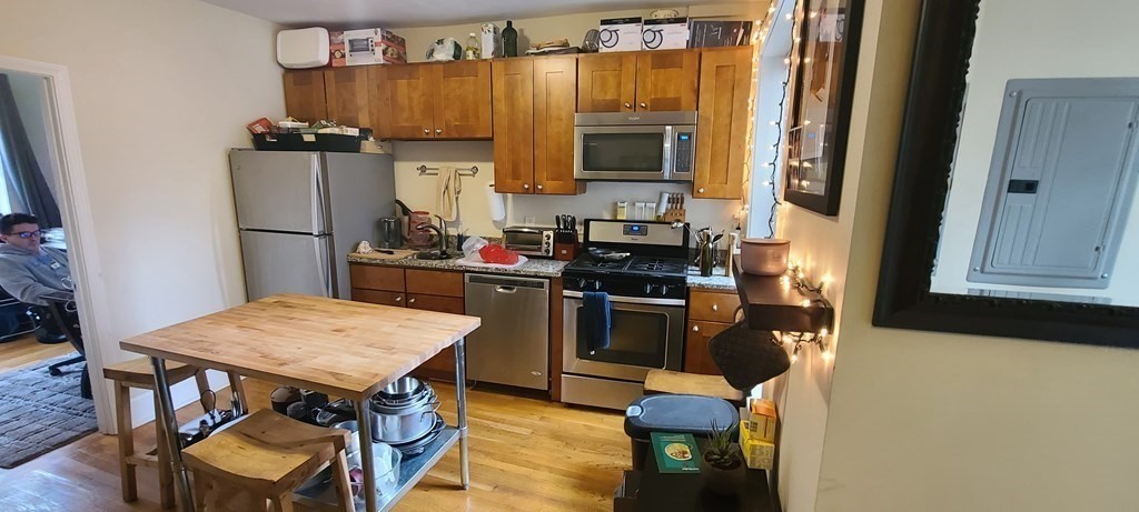 20 Sheafe Street Boston, MA 02113 - Photo 5 of 9