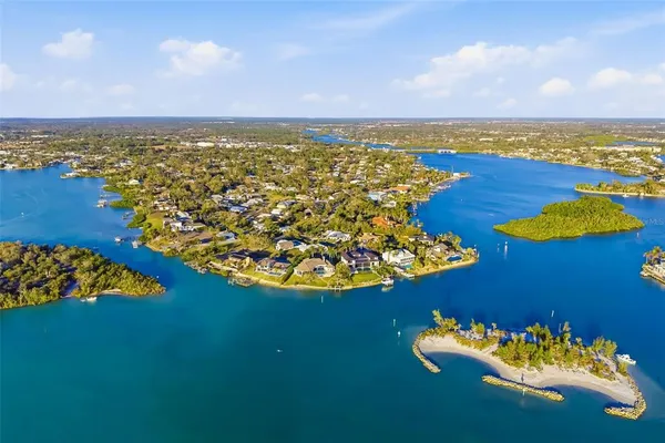 $700,000 | 514 Palm Avenue, Nokomis, FL 34275