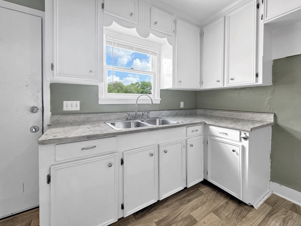 3602 Topeka Street Corpus Christi, TX 78411 - Photo 5 of 10