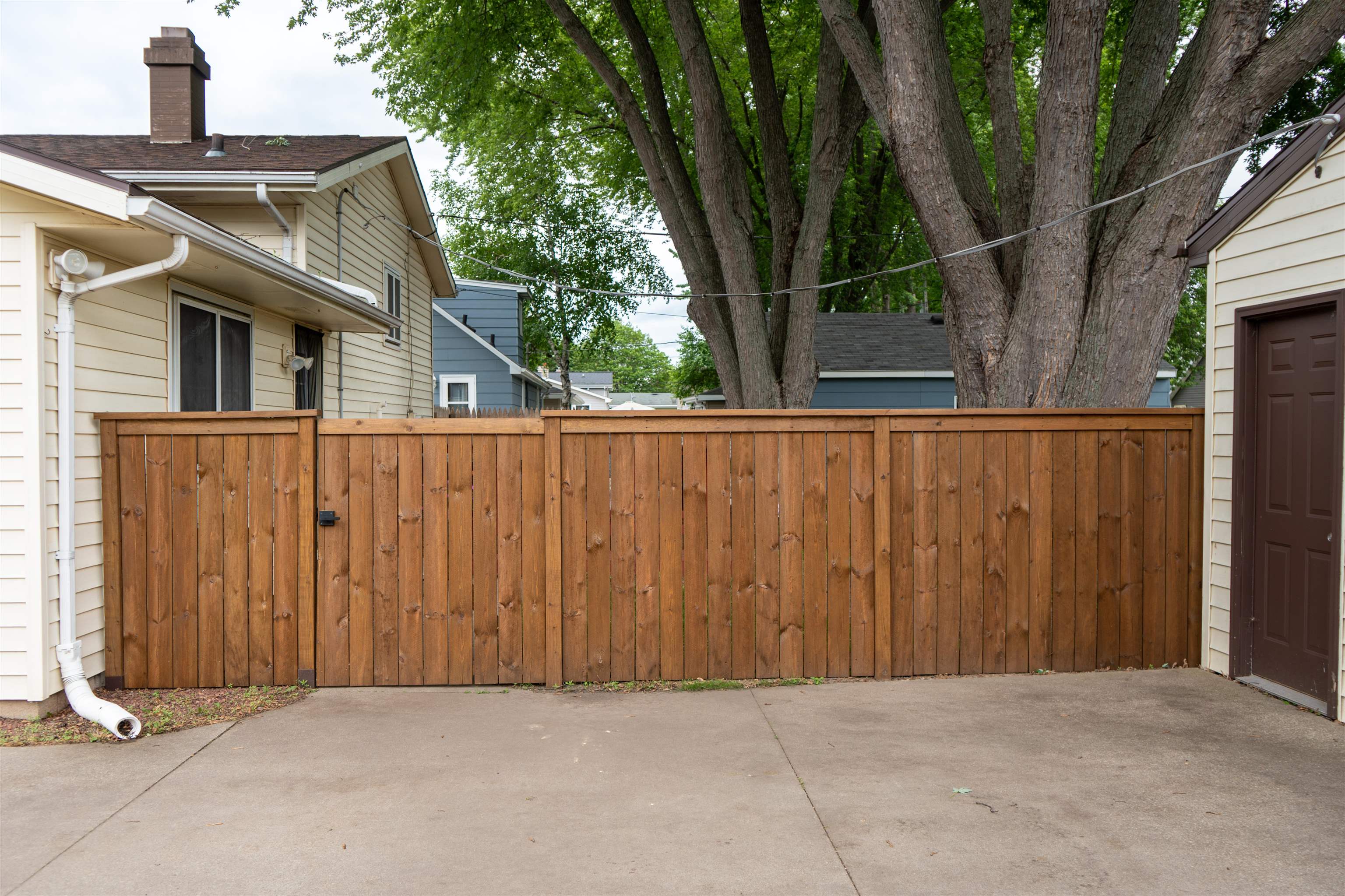 1217 East Mitchell Avenue Appleton, WI 54915 - Photo 25 of 31