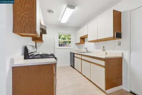 $399,000 | 507 Los Cerritos Drive, Vallejo, CA 94589