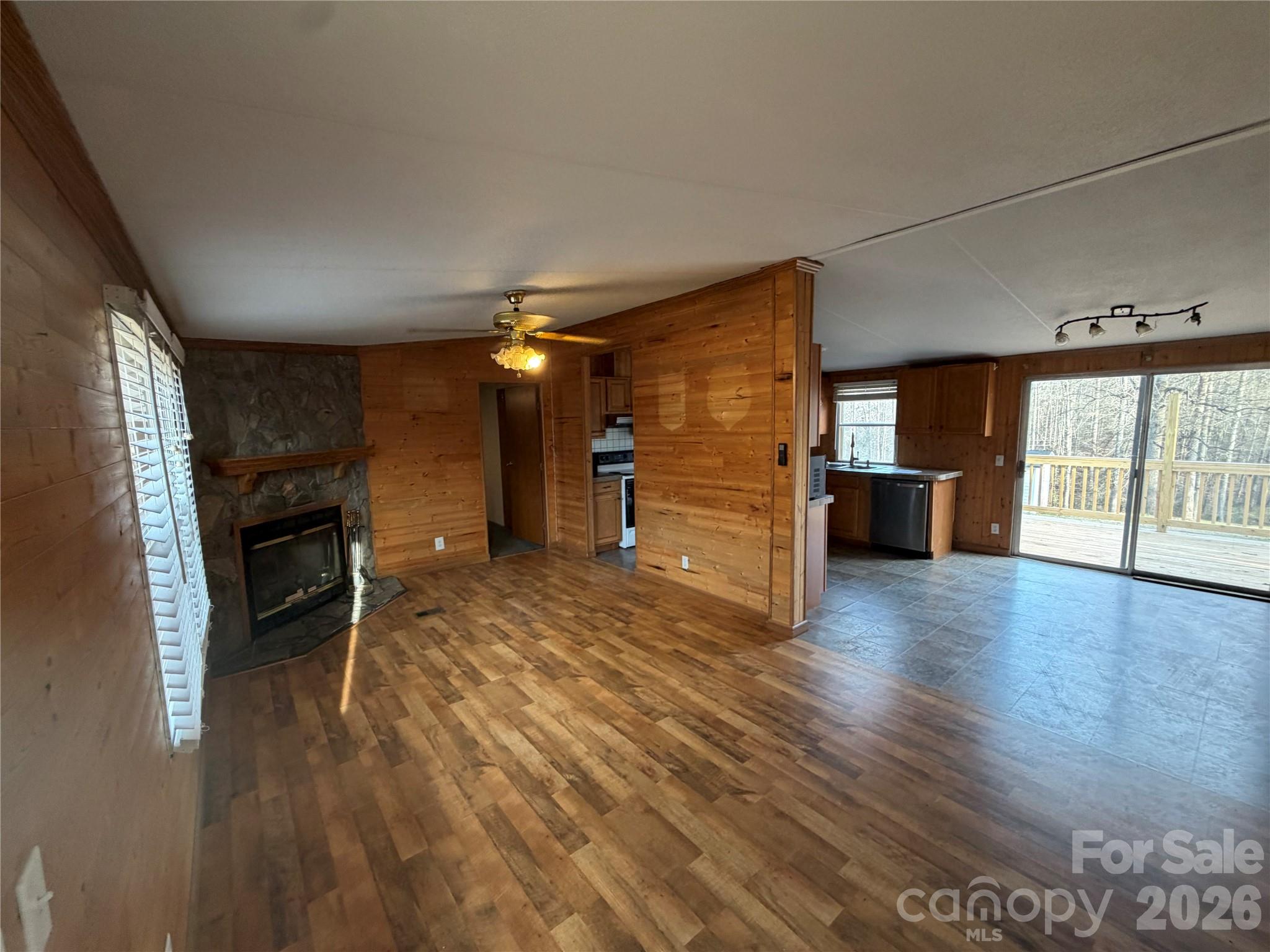 215 Humphrey Road Gastonia, NC 28052 - Photo 3 of 20