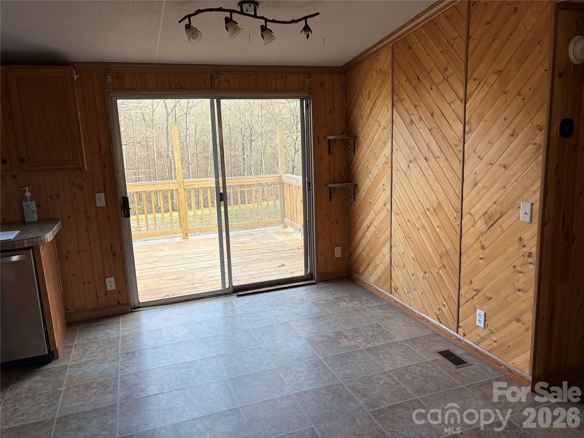 215 Humphrey Road Gastonia, NC 28052 - Photo 7 of 20