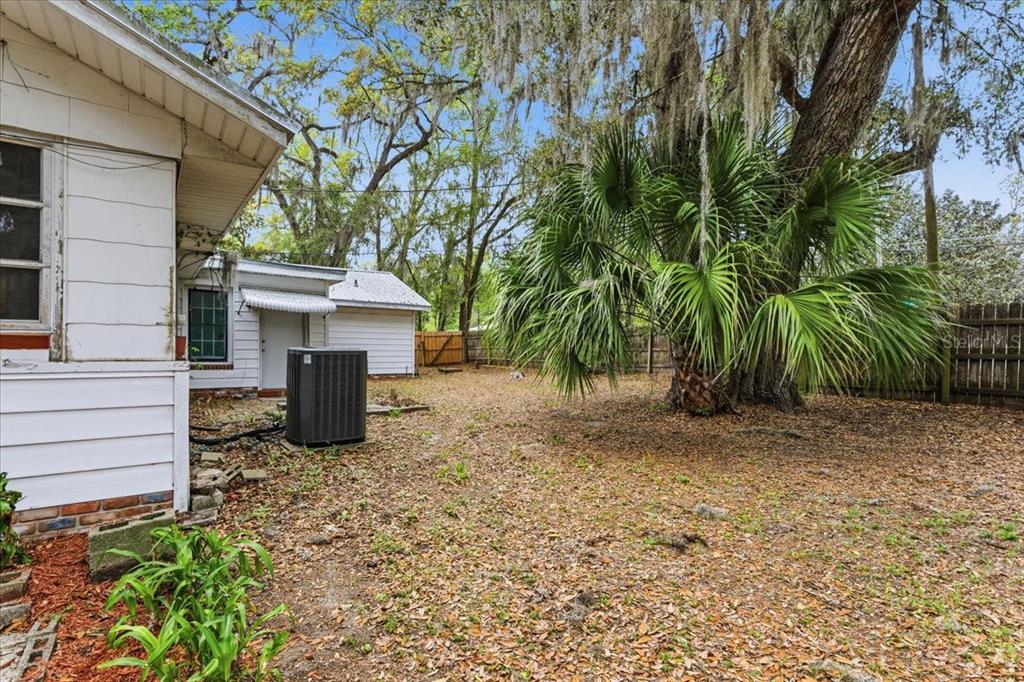 779 Northwest 37th Street Gainesville, FL 32607 - Photo 11 of 40