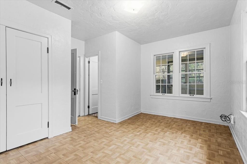 779 Northwest 37th Street Gainesville, FL 32607 - Photo 35 of 40