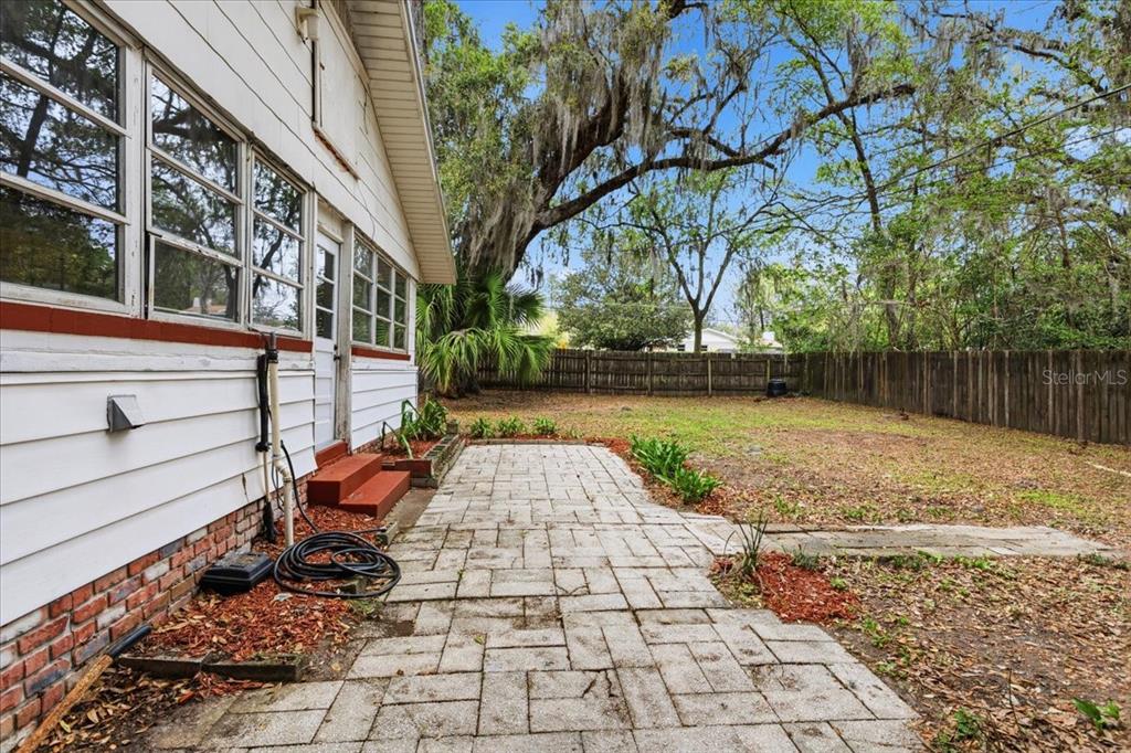 779 Northwest 37th Street Gainesville, FL 32607 - Photo 7 of 40