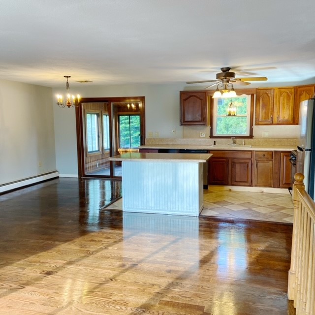 35 Custer Street Warwick, RI 02889 - Photo 3 of 22 Gallery Image 3