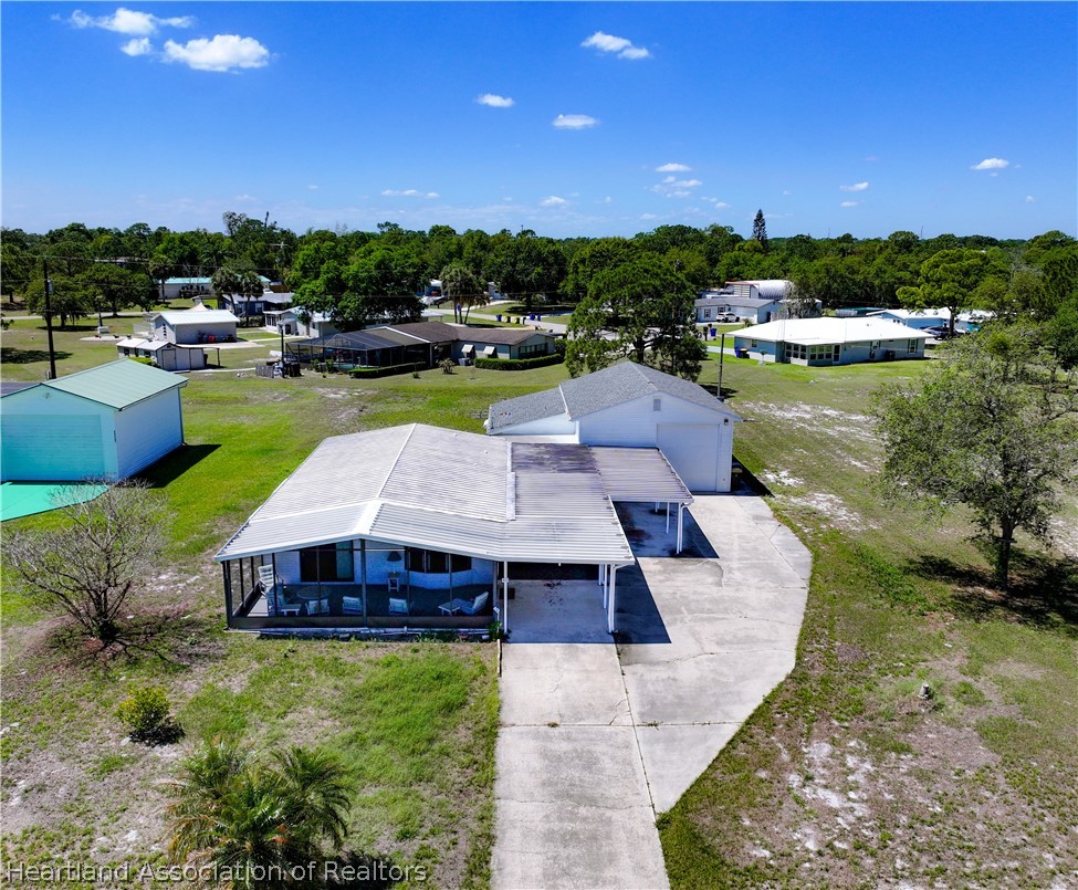 313 Hickory Ridge Drive Sebring, FL 33876 - Photo 1 of 24 Gallery Image 1