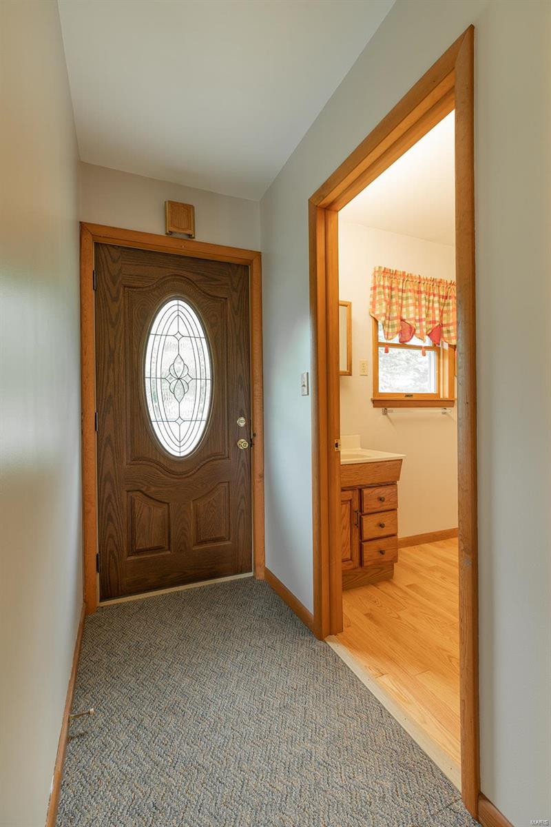 4279 F S Road Shipman, IL 62685 - Photo 27 of 51