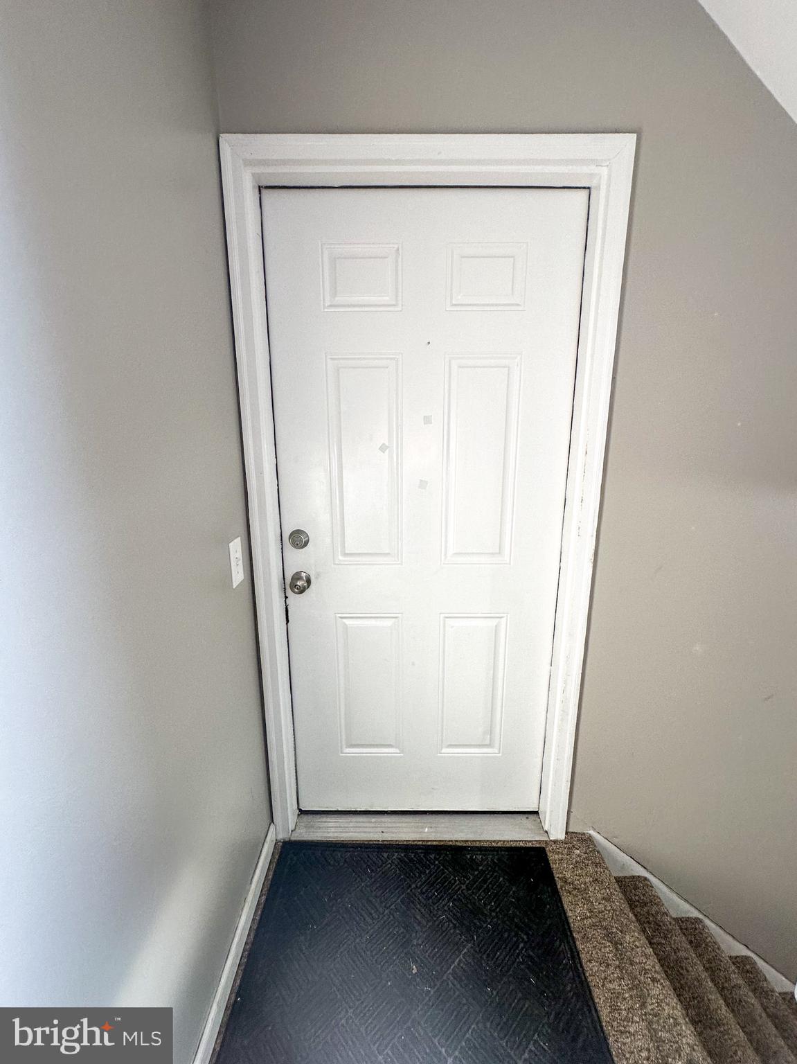 628 Homestead Road Wilmington, DE 19805 - Photo 4 of 30 Unit A front Door