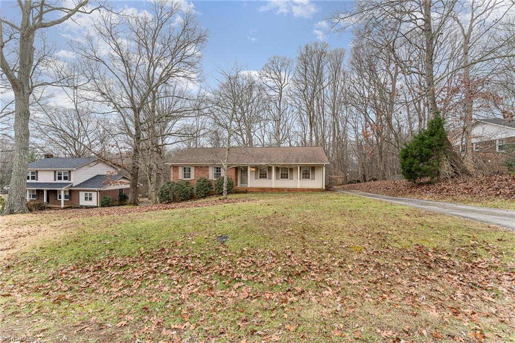 770 Bundaberg Lane Rural Hall, NC 27045 - Photo 3 of 26 Gallery Image 3