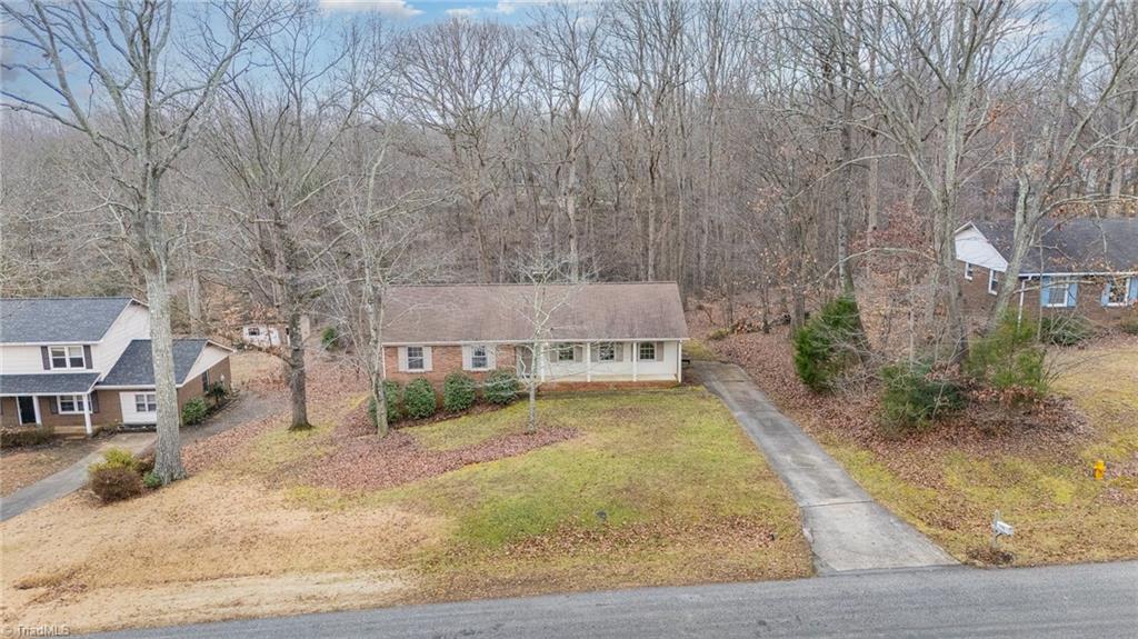 770 Bundaberg Lane Rural Hall, NC 27045 - Photo 4 of 26 Gallery Image 4