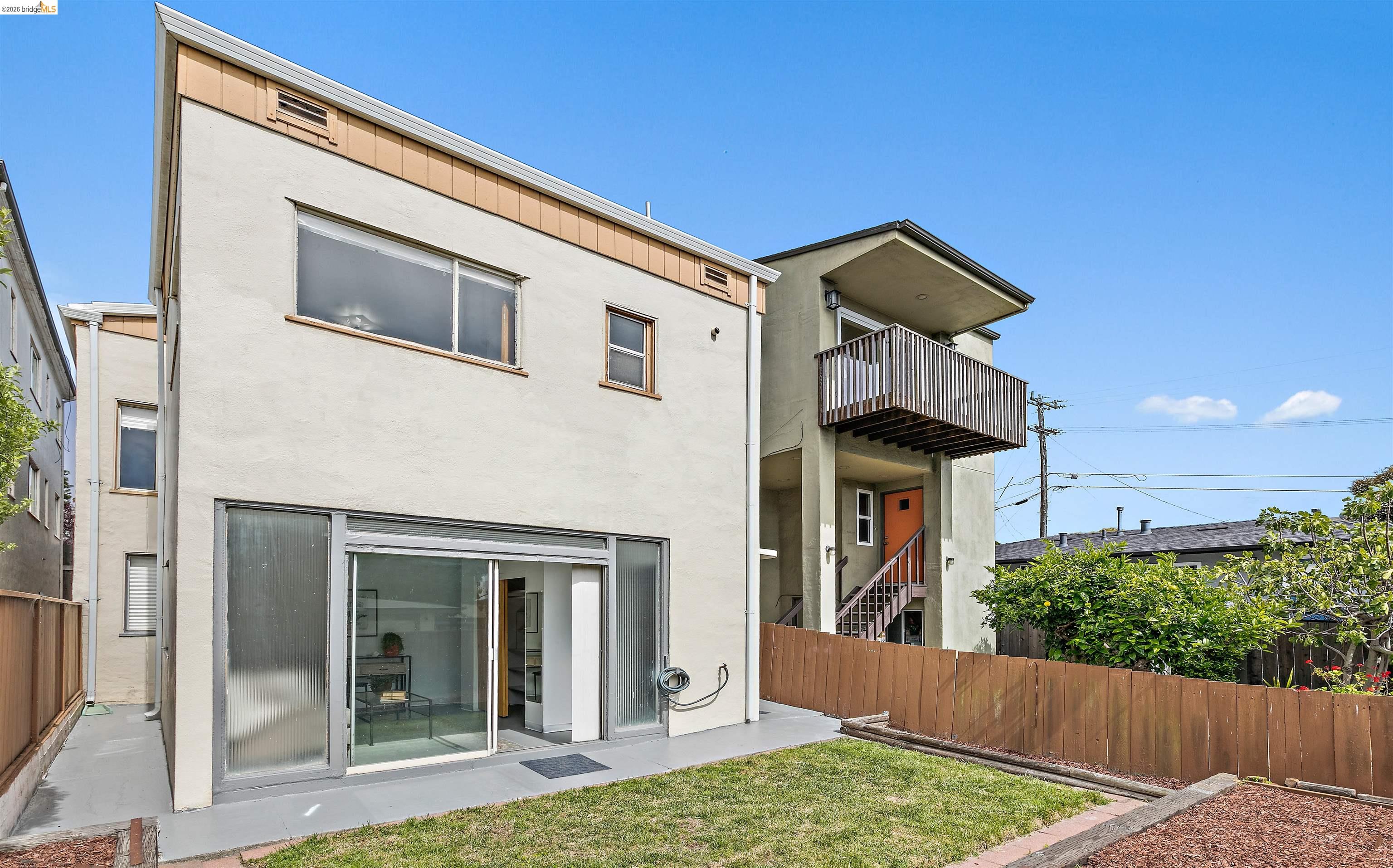 910 Pierce Street Albany, CA 94706 - Photo 22 of 44 a view of a house with backyard and deck