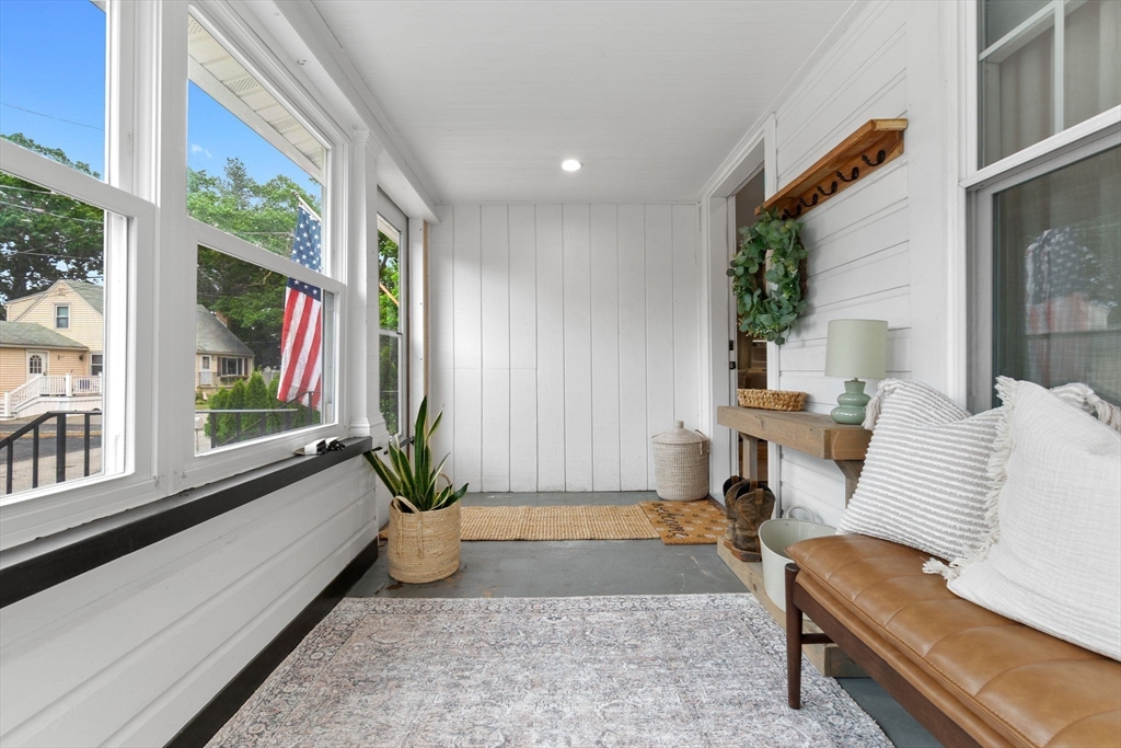 8 Porter Road North Reading, MA 01864 - Photo 6 of 38 Gallery Image 6