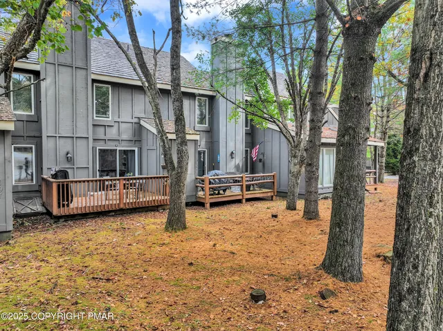 $214,900 | 39 Free Style Lake, Lake Harmony, PA 18624