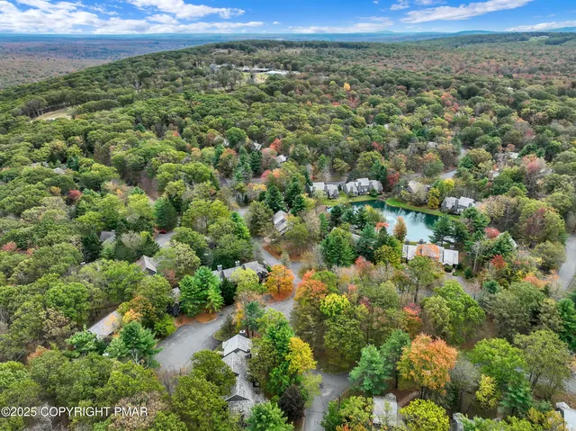 $214,900 | 39 Free Style Lake, Lake Harmony, PA 18624