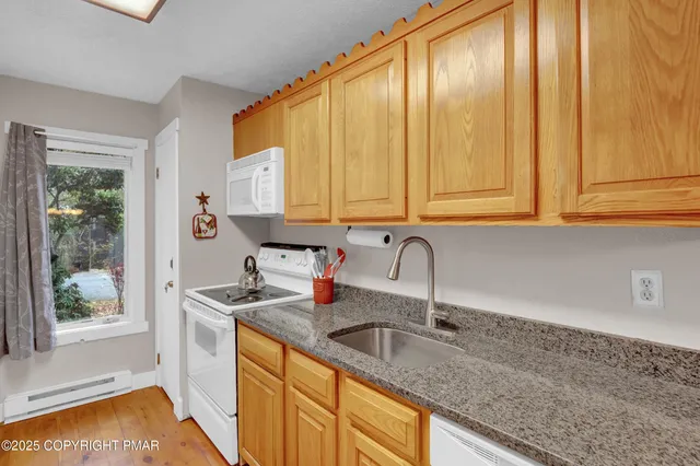 $214,900 | 39 Free Style Lake, Lake Harmony, PA 18624