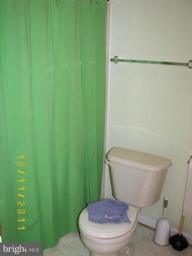 2493 Hunting Ridge Road Winchester, VA 22603 - Photo 25 of 27 Bath