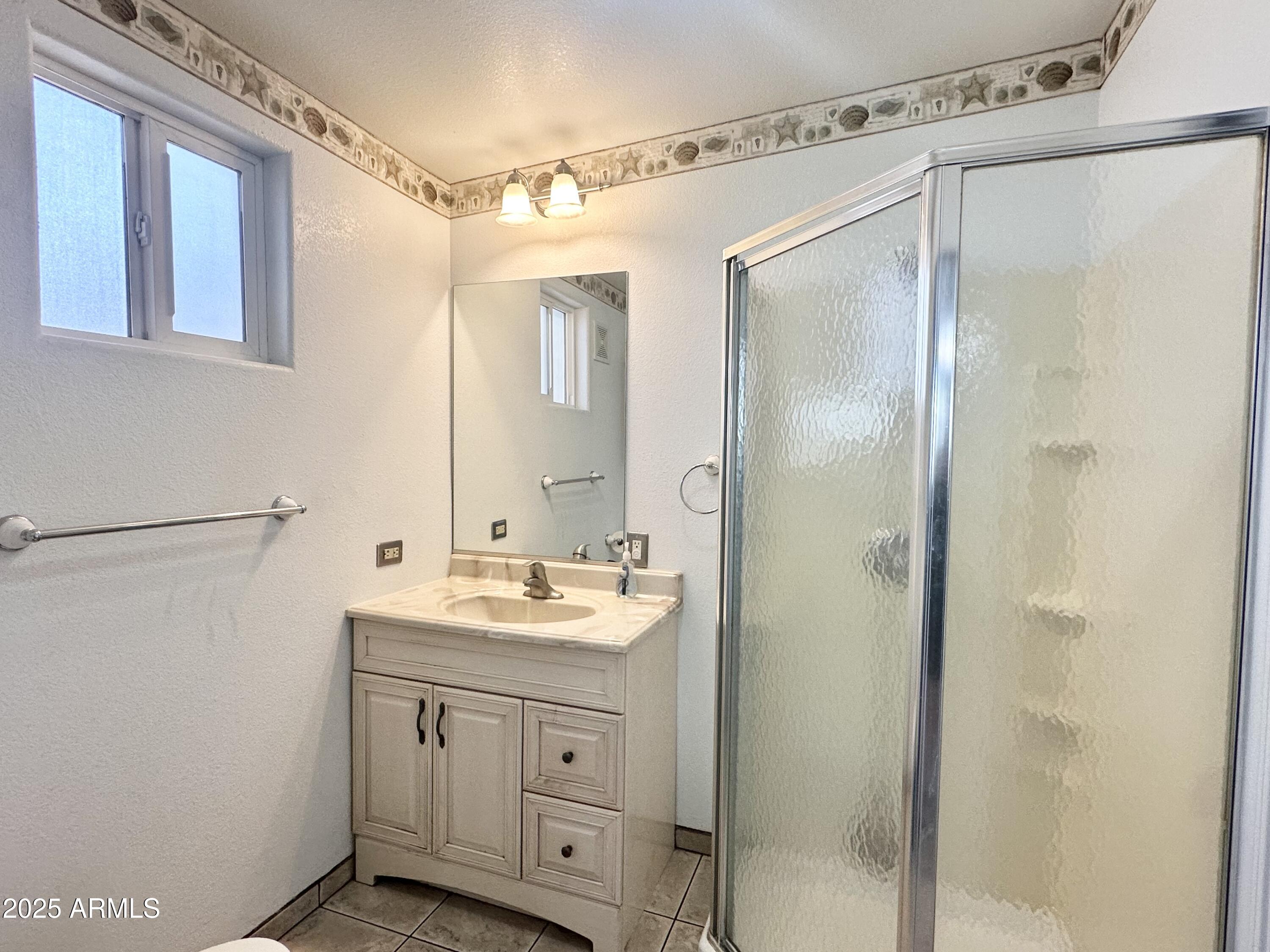 457 South Jasper Drive Apache Junction, AZ 85119 - Photo 36 of 51 AZ ROOM LARGE BATHROOM