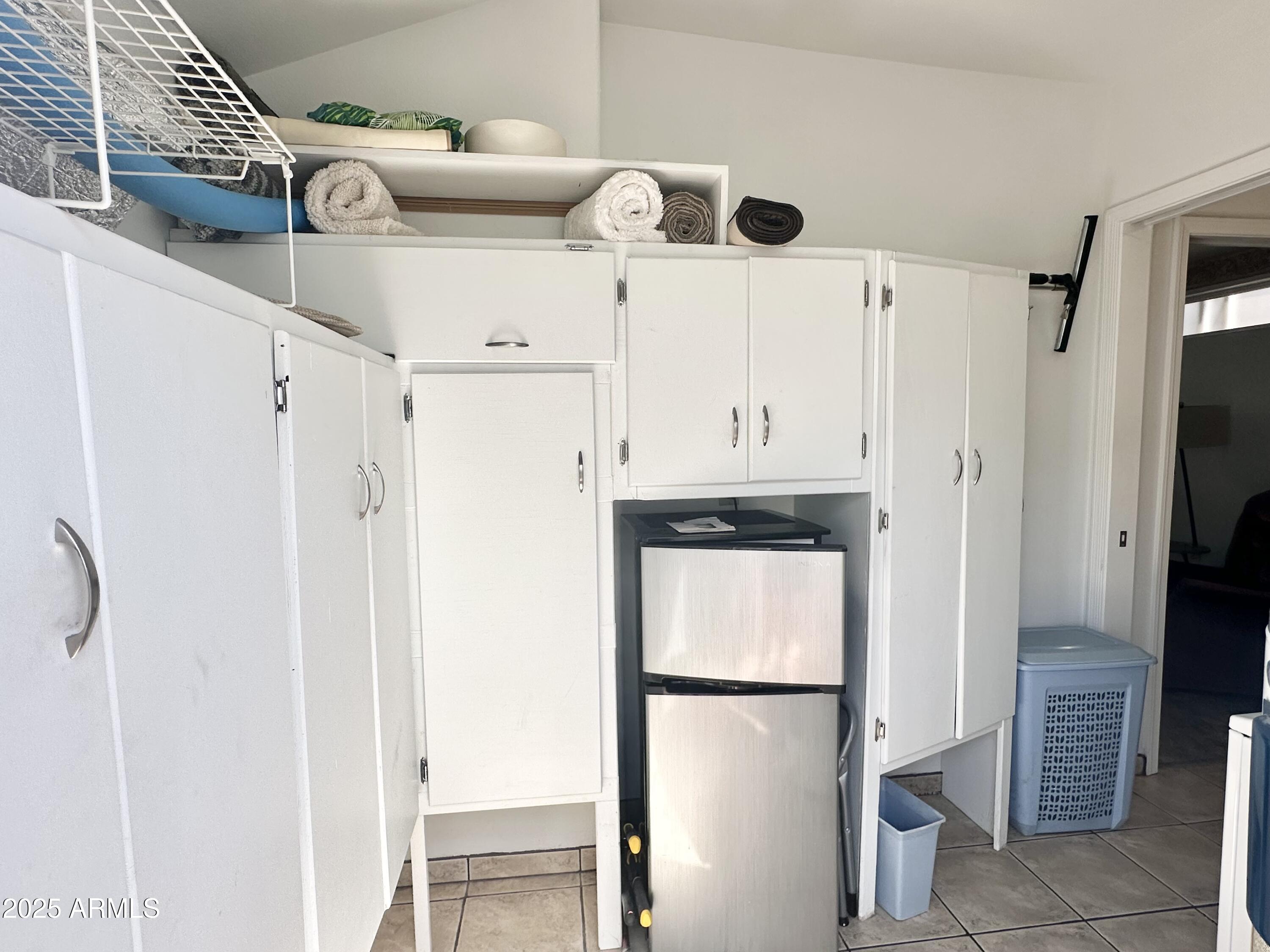 457 South Jasper Drive Apache Junction, AZ 85119 - Photo 40 of 51 CABINETS GALORE