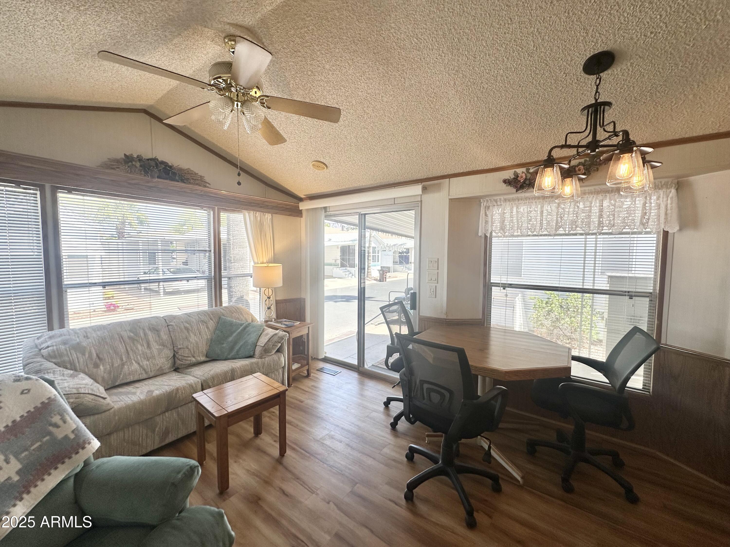 457 South Jasper Drive Apache Junction, AZ 85119 - Photo 8 of 51 DINING NOOK
