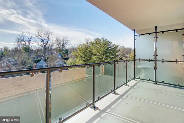 $2,200 | 4201 Cathedral Avenue Northwest, Unit 911W, Washington, DC 20016