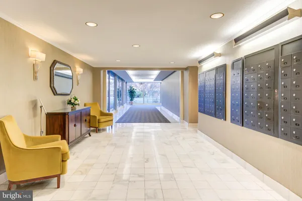 $2,200 | 4201 Cathedral Avenue Northwest, Unit 911W, Washington, DC 20016