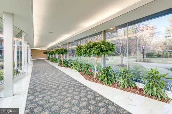 $2,200 | 4201 Cathedral Avenue Northwest, Unit 911W, Washington, DC 20016