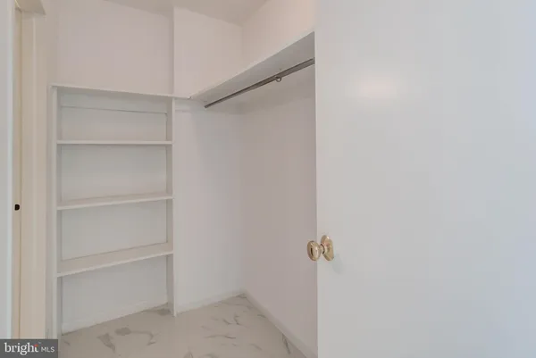 $2,200 | 4201 Cathedral Avenue Northwest, Unit 911W, Washington, DC 20016