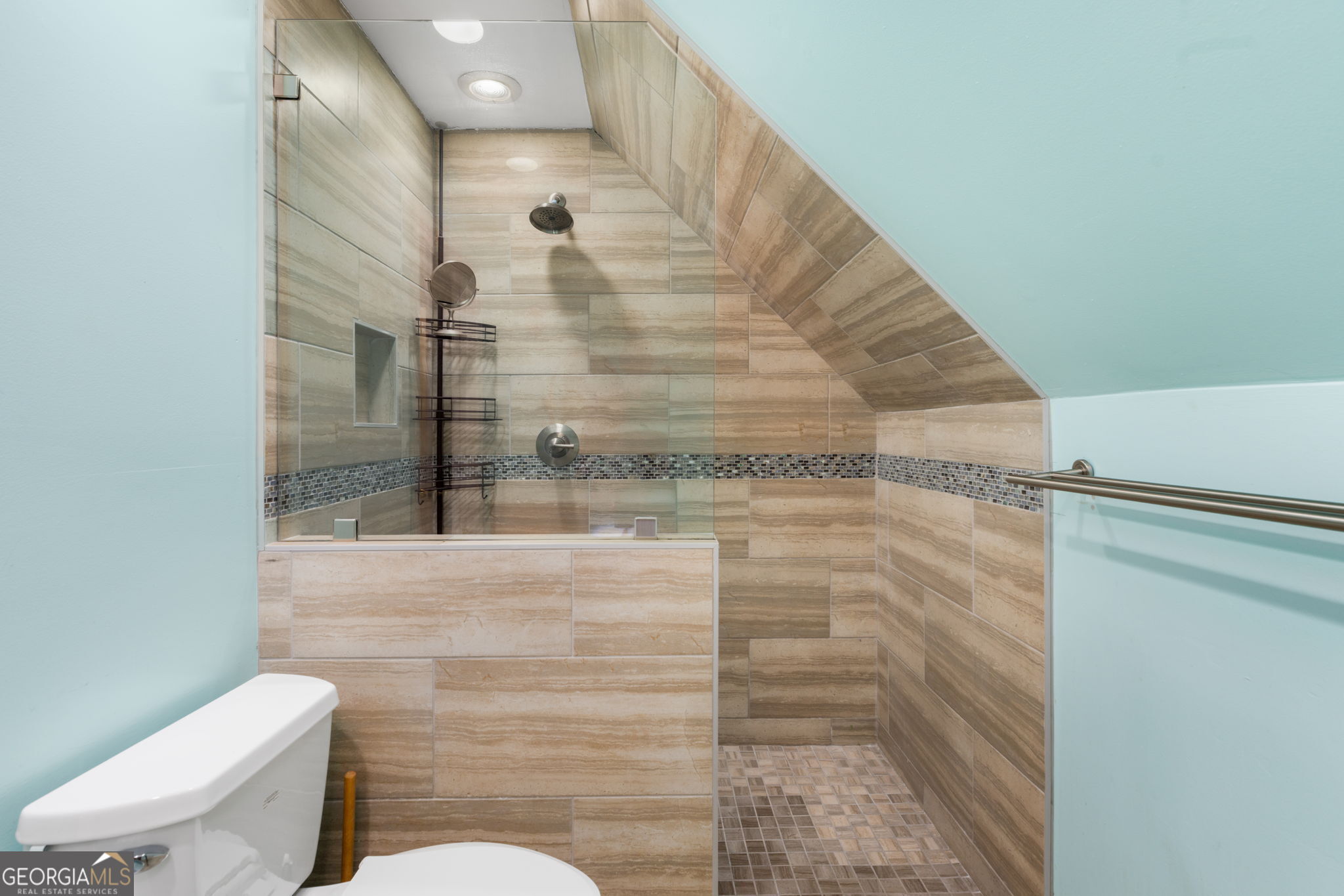 113 Hummingbird Lane Kathleen, GA 31047 - Photo 35 of 44 a bathroom with a toilet and a shower