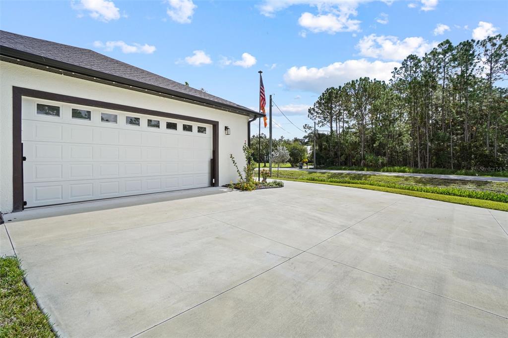 3230 Pheasant Trail Mims, FL 32754 - Photo 6 of 71 a view of a house with a park