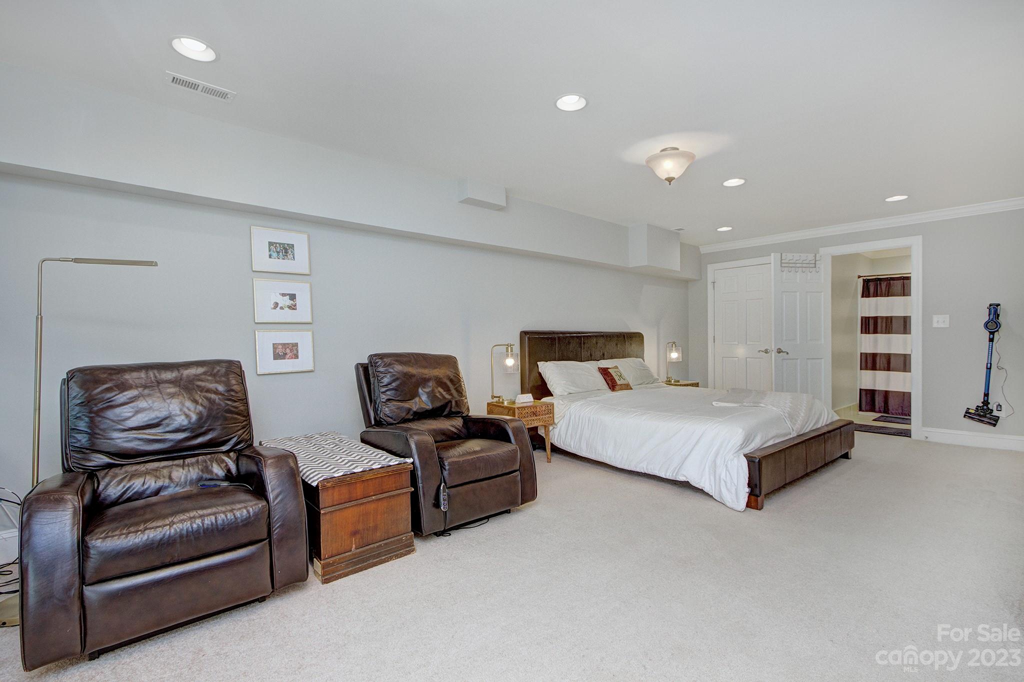 1200 Lost Oak Road Charlotte, NC 28270 - Photo 35 of 38 Gallery Image 35