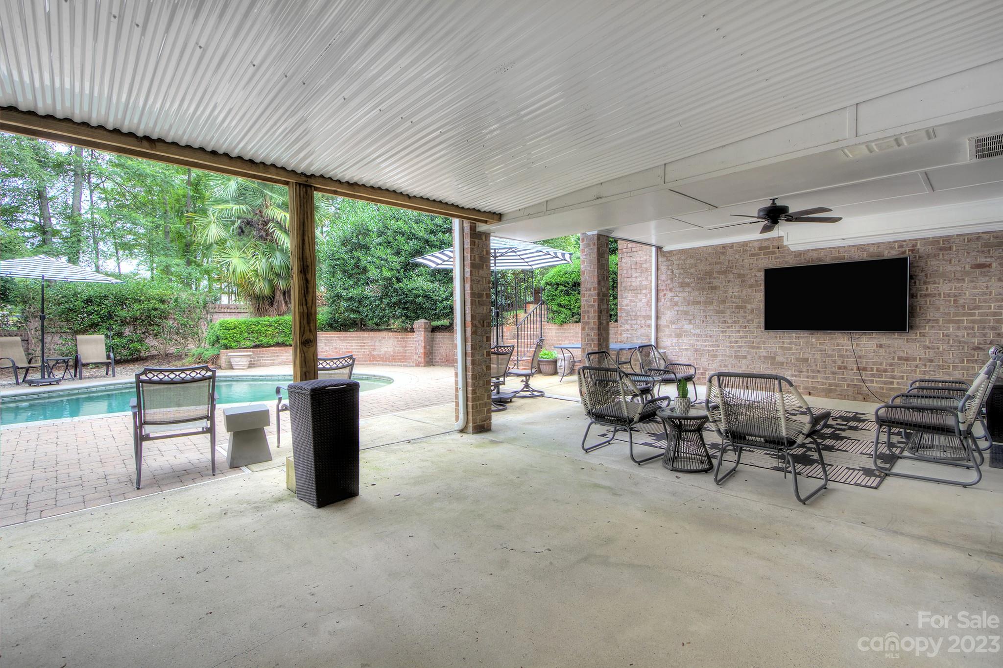 1200 Lost Oak Road Charlotte, NC 28270 - Photo 37 of 38 Gallery Image 37
