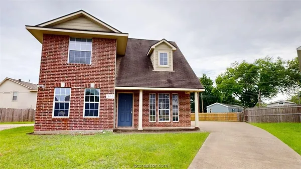 $2,100 | 502 Nelson Lane, College Station, TX 77840