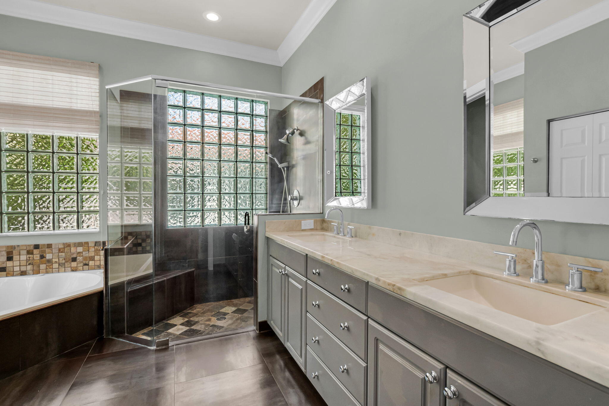 1690 Southwest 2nd Avenue Boca Raton, FL 33432 - Photo 19 of 72 16-web-or-mls-DSC_0211