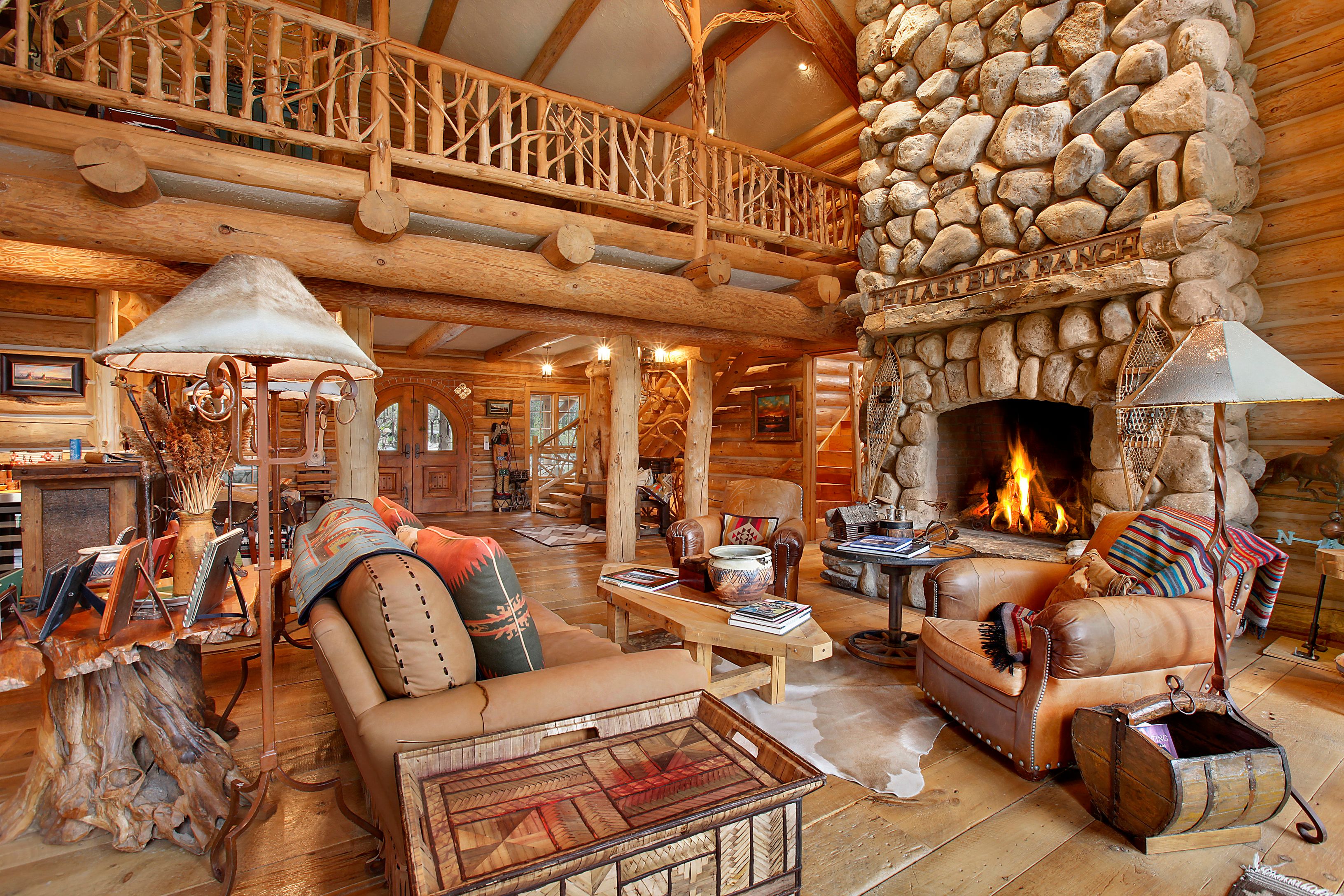 377 Little Noyac Path Water Mill, NY 11976 - Photo 3 of 12