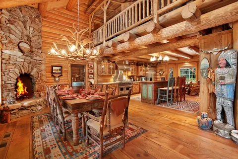 377 Little Noyac Path, Water Mill, NY 11976